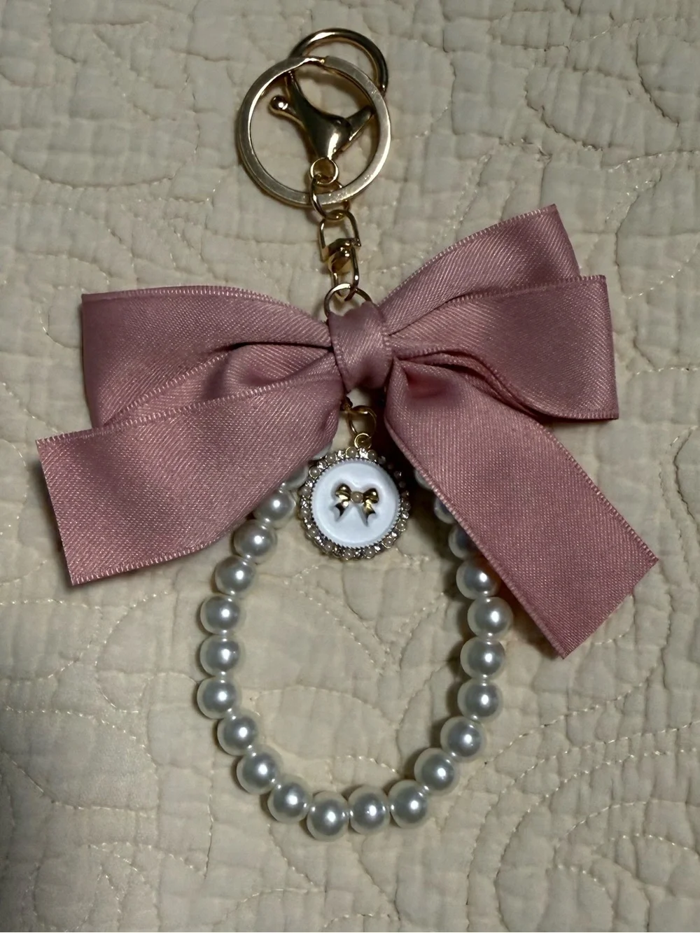 Bag Charm/Key Chain Pink Bow w/Pearl wristlet Elegant Women’s Accessory! New